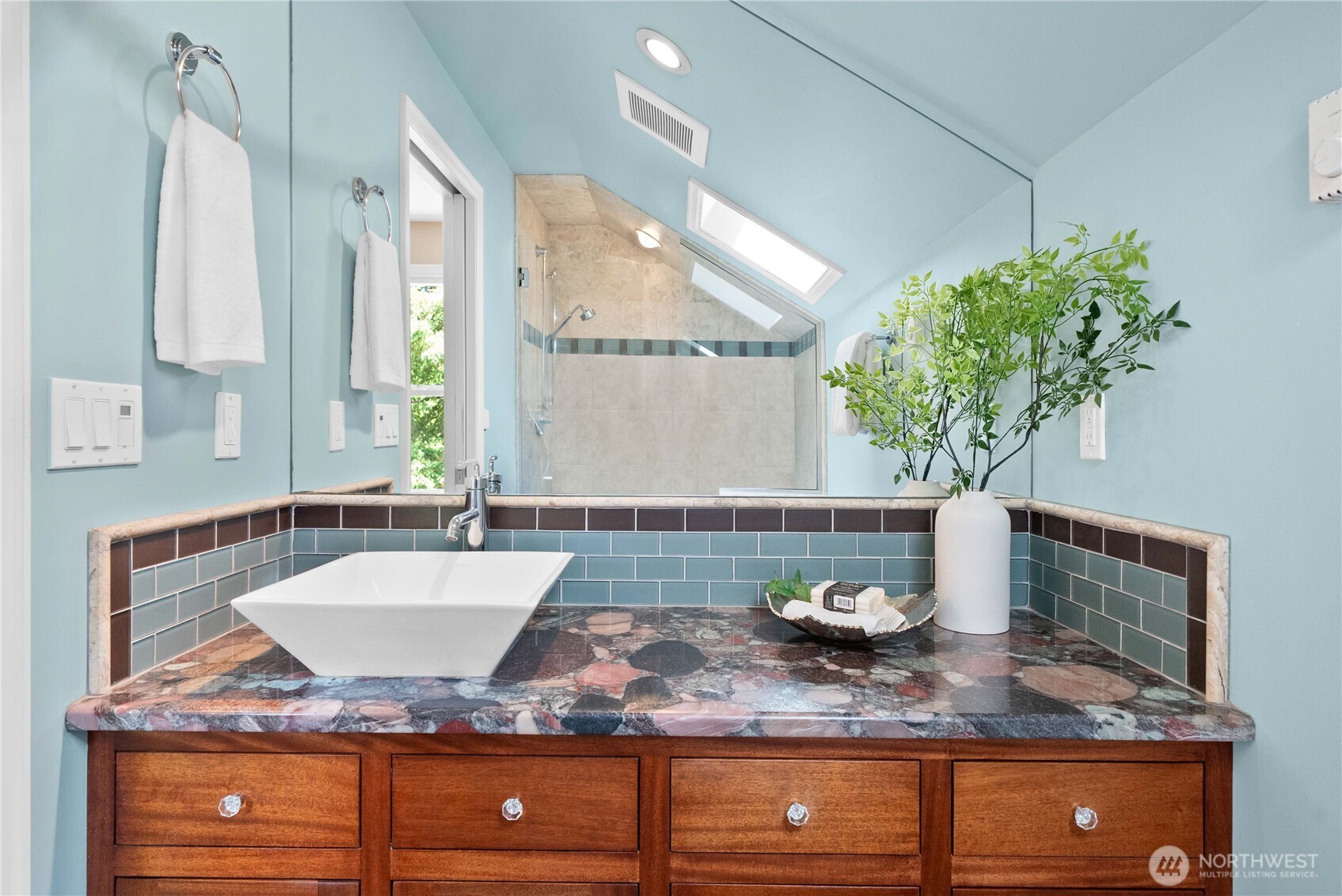 1906 Boundary Street SE