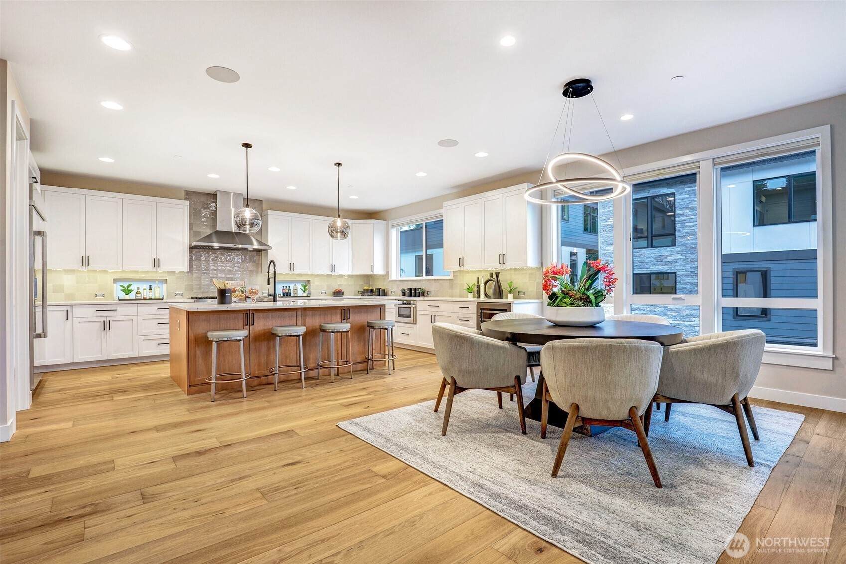 11218 NE 67th Street Unit: 3