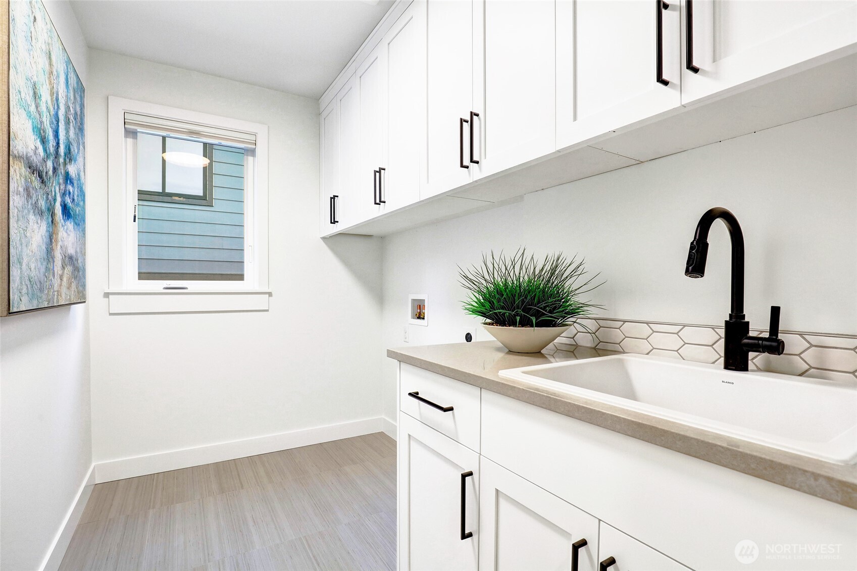 11216 NE 67th Street Unit: 4