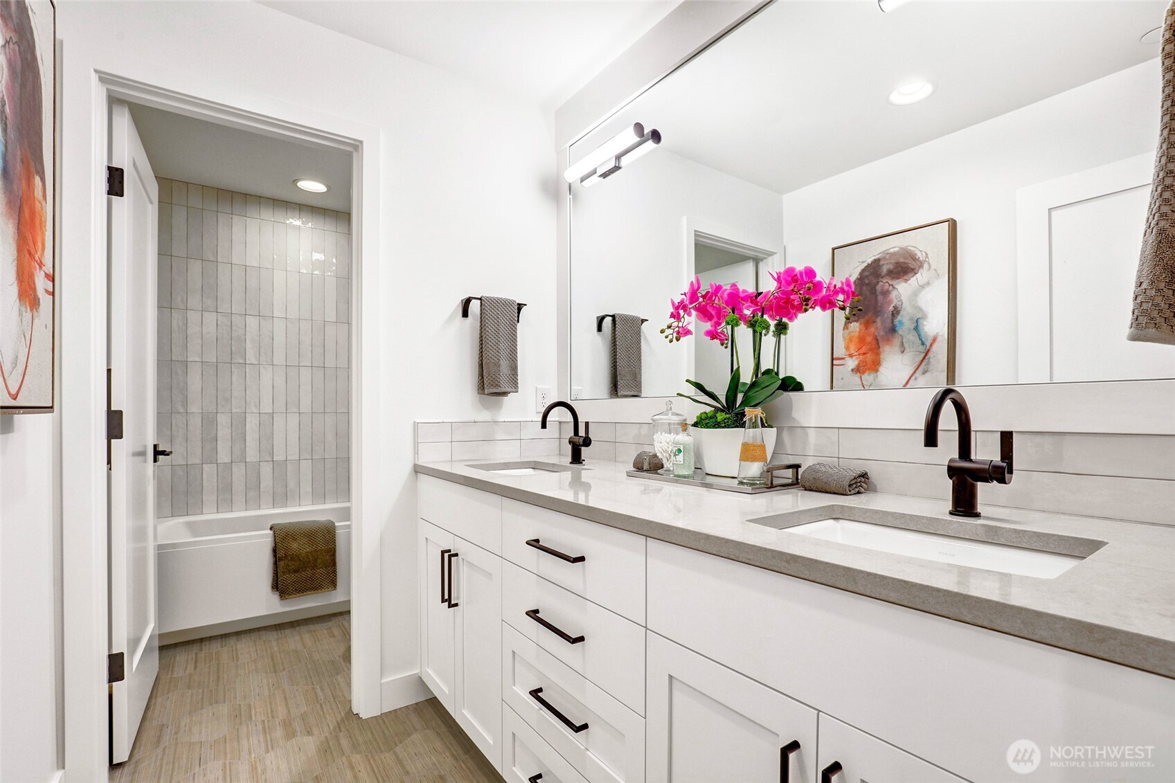 11216 NE 67th Street Unit: 4
