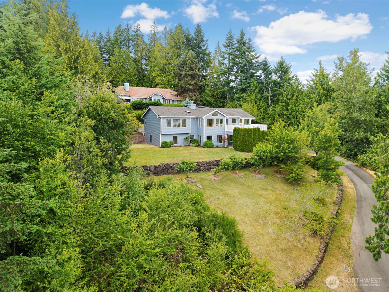4717 NW Black Hawk Court