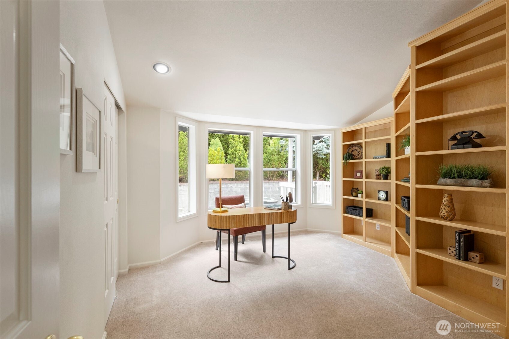 4717 NW Black Hawk Court