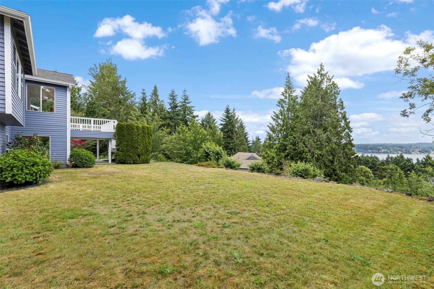 4717 NW Black Hawk Court