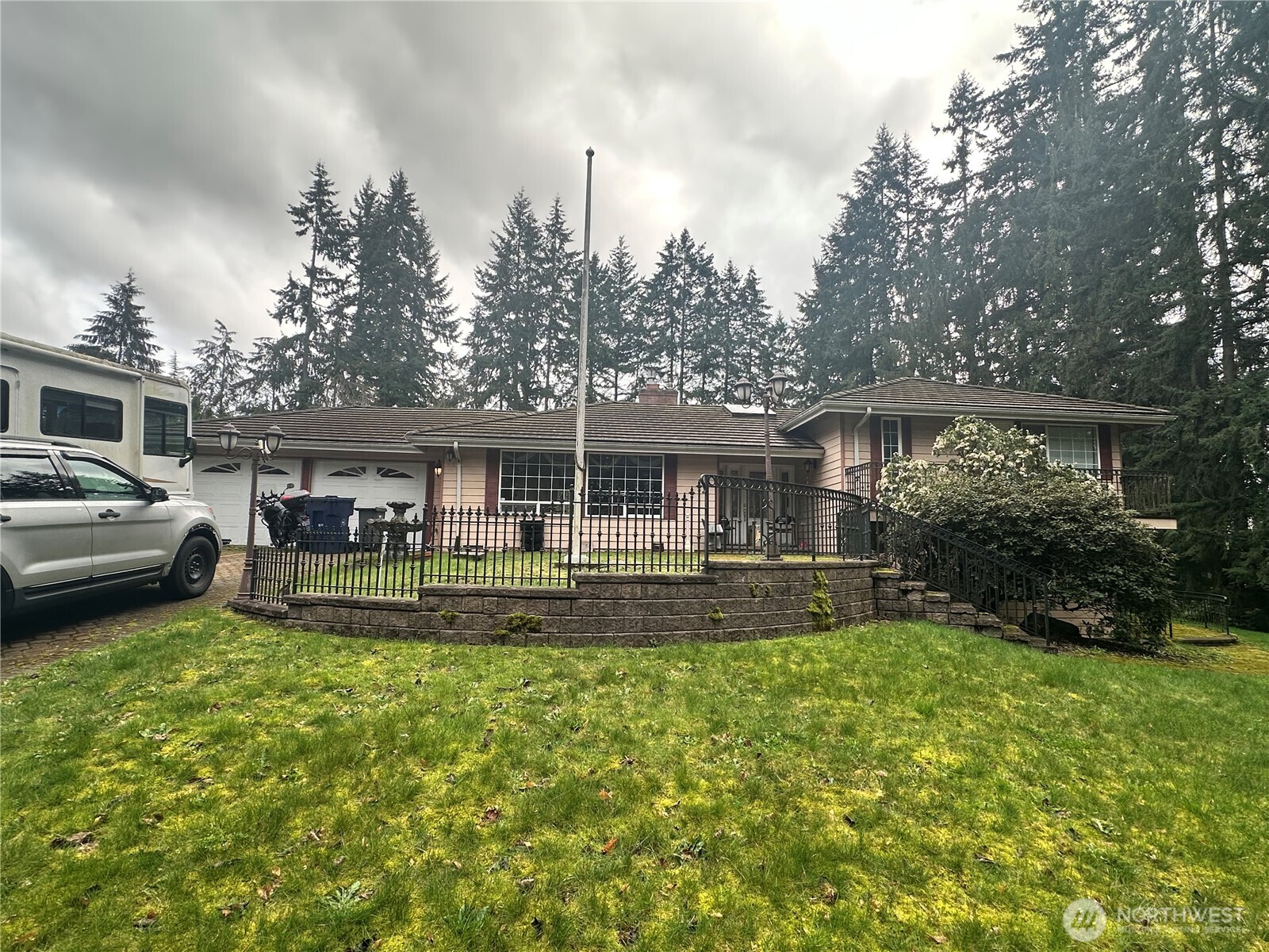 1622 175th Street SW