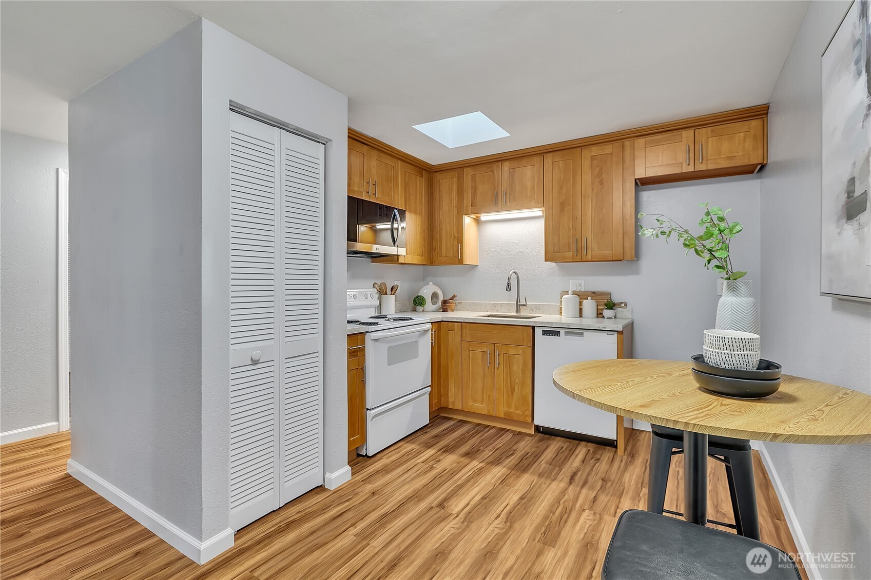 4300 NE Sunset Boulevard Unit: D8