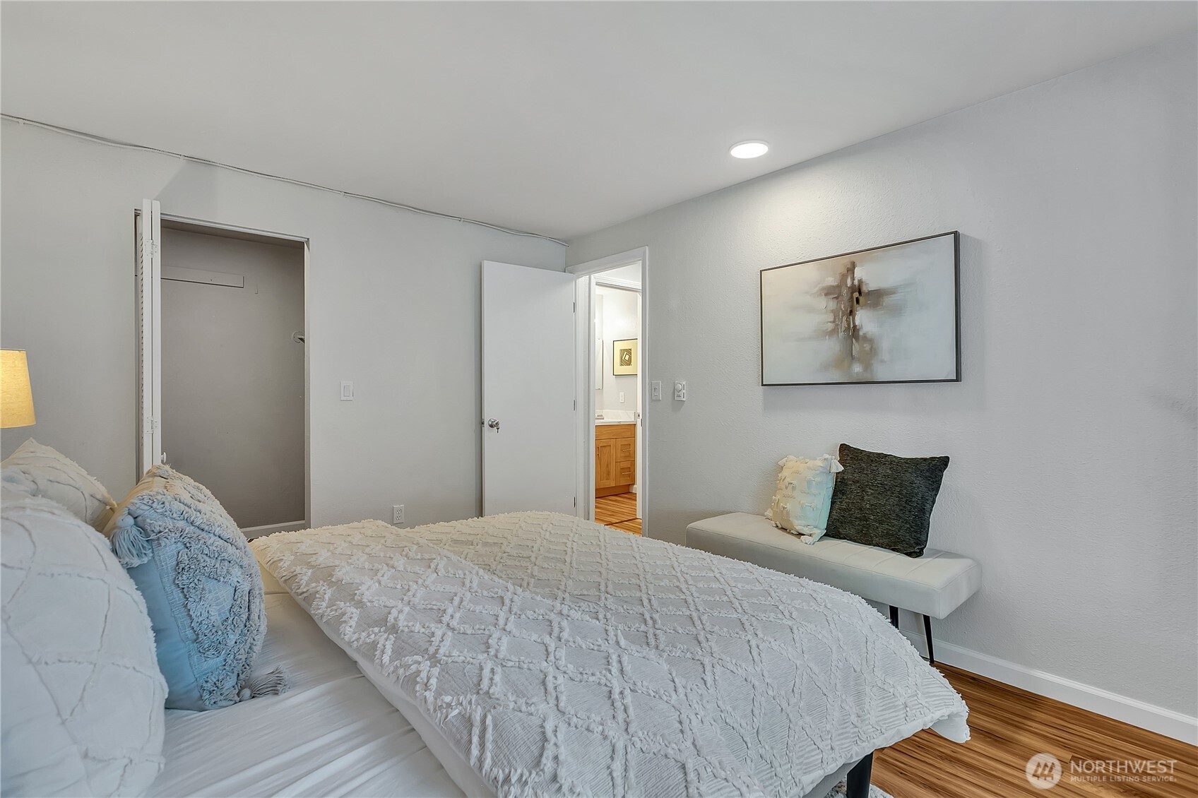 4300 NE Sunset Boulevard Unit: D8