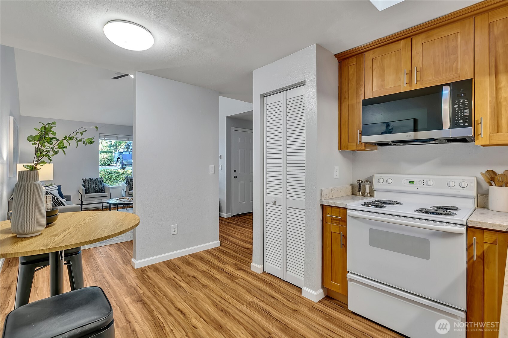 4300 NE Sunset Boulevard Unit: D8