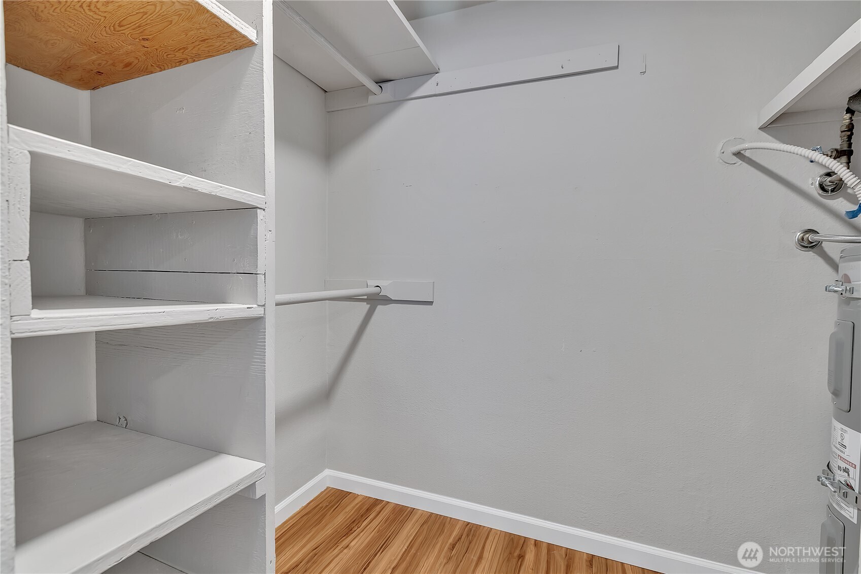 4300 NE Sunset Boulevard Unit: D8