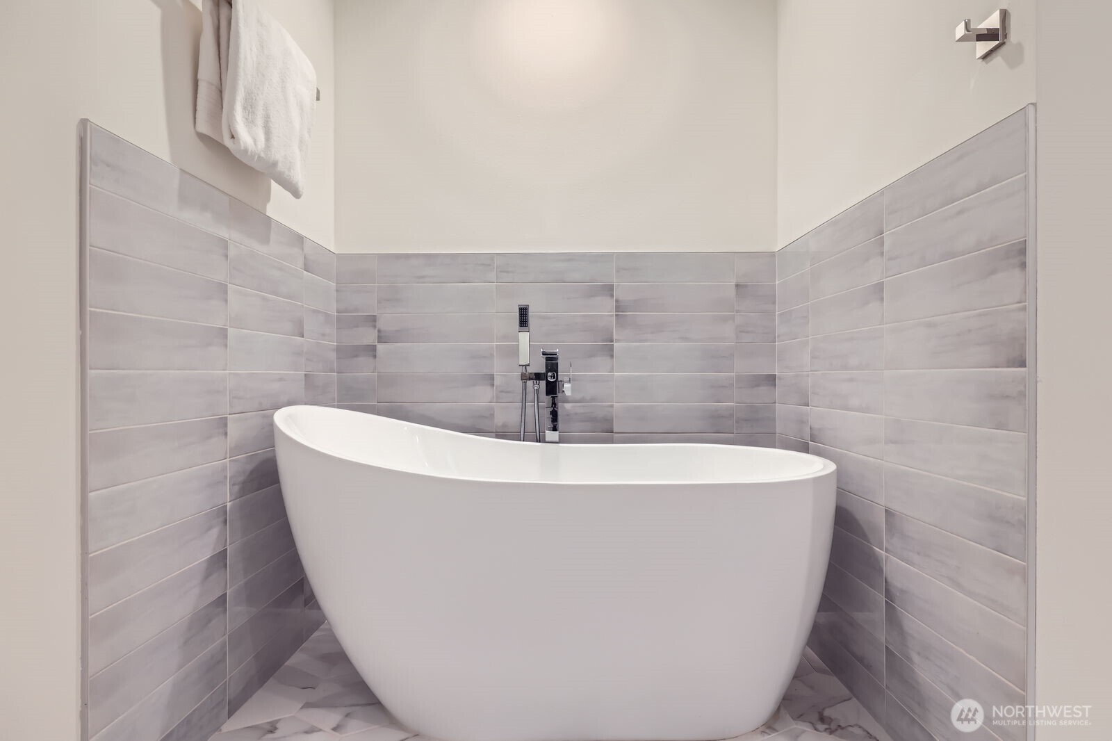 10201 NE 198th Street