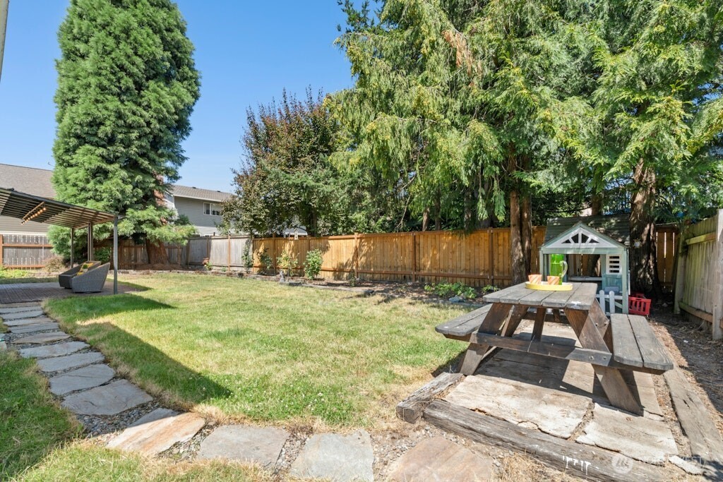 4524 Carnaby Street