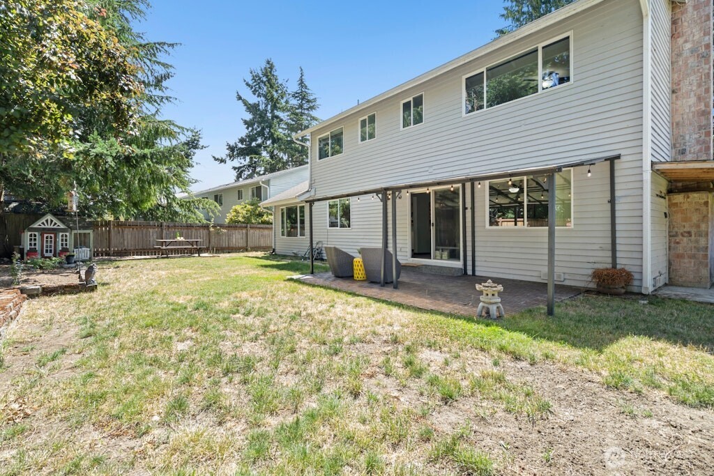 4524 Carnaby Street