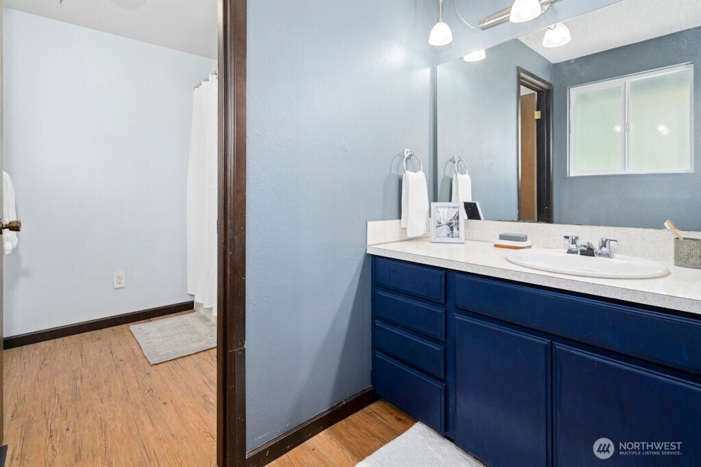 4524 Carnaby Street