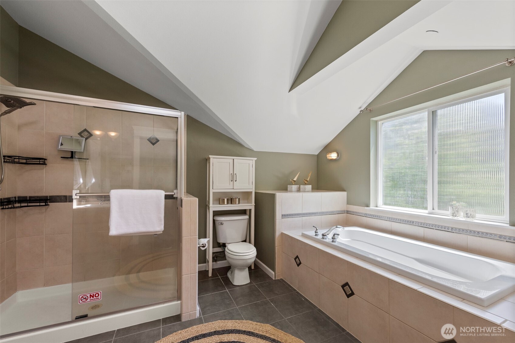 63 Etruria Street Unit: B