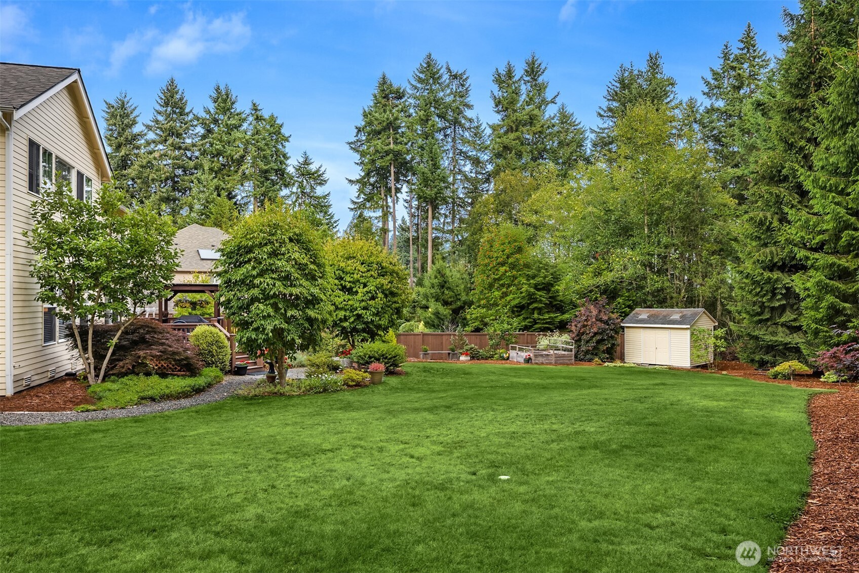 23475 Warwick Place NW