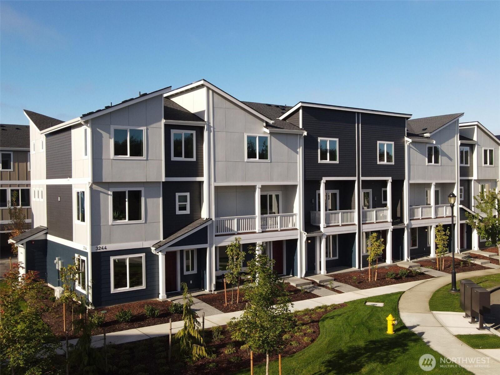 34228 Emerald Ridge Avenue SE