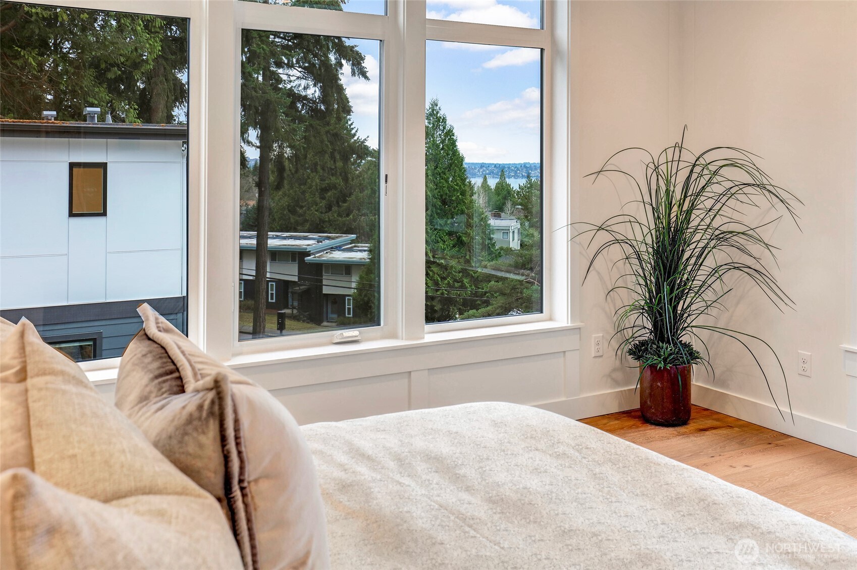 11218 NE 67th Street Unit: 3