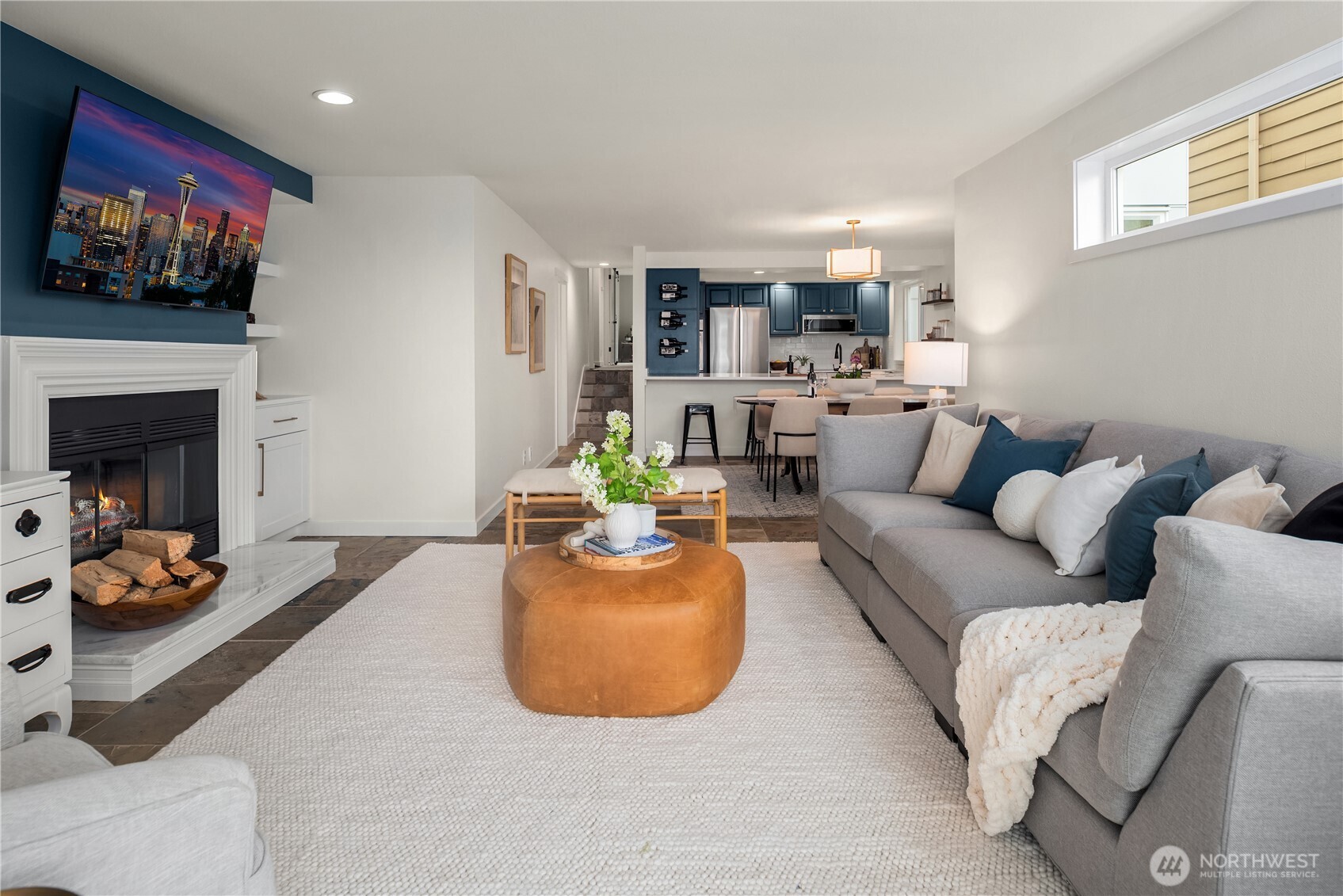 1512 California Avenue SW Unit: 202