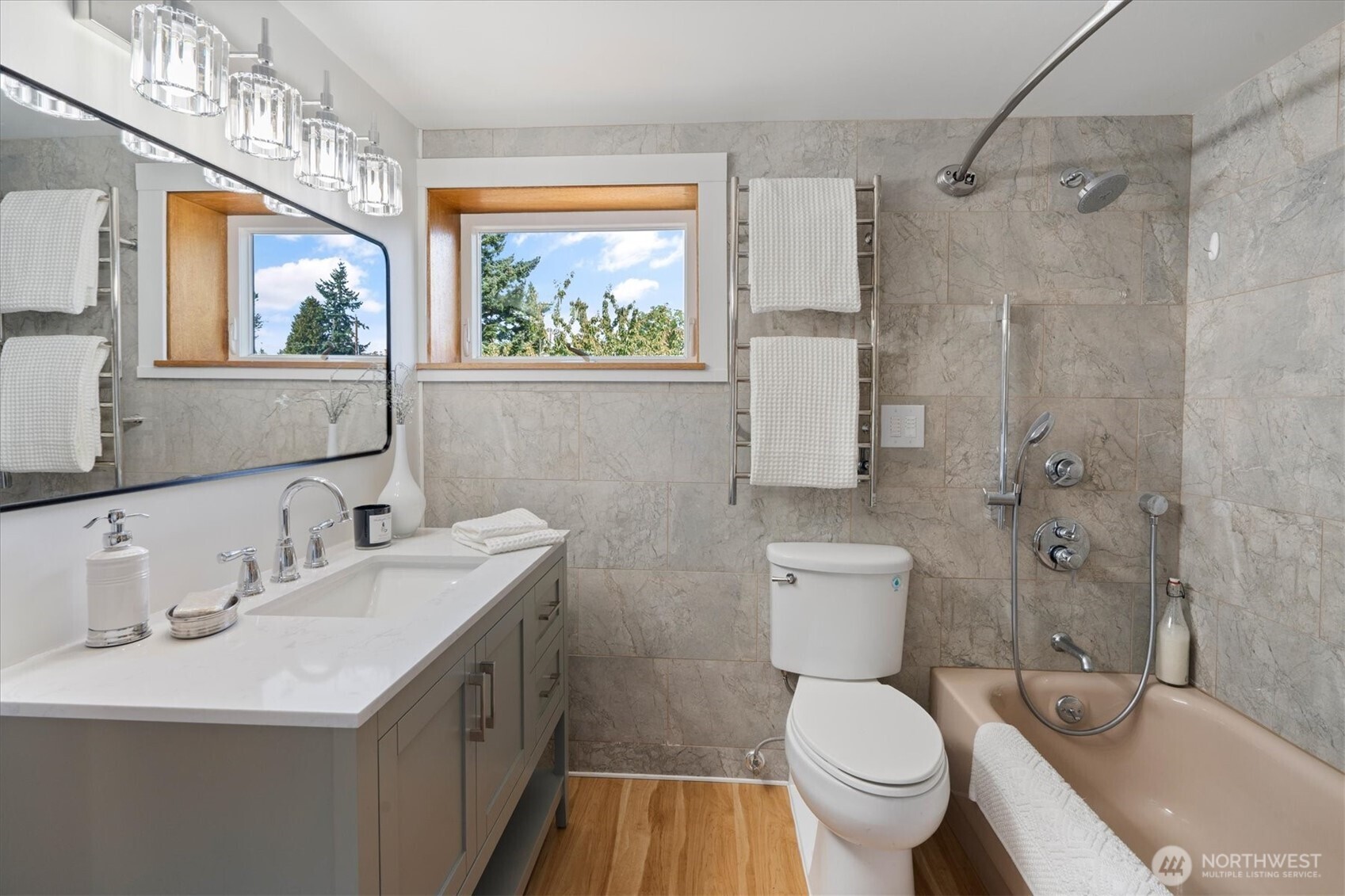 10046 Mary Avenue NW