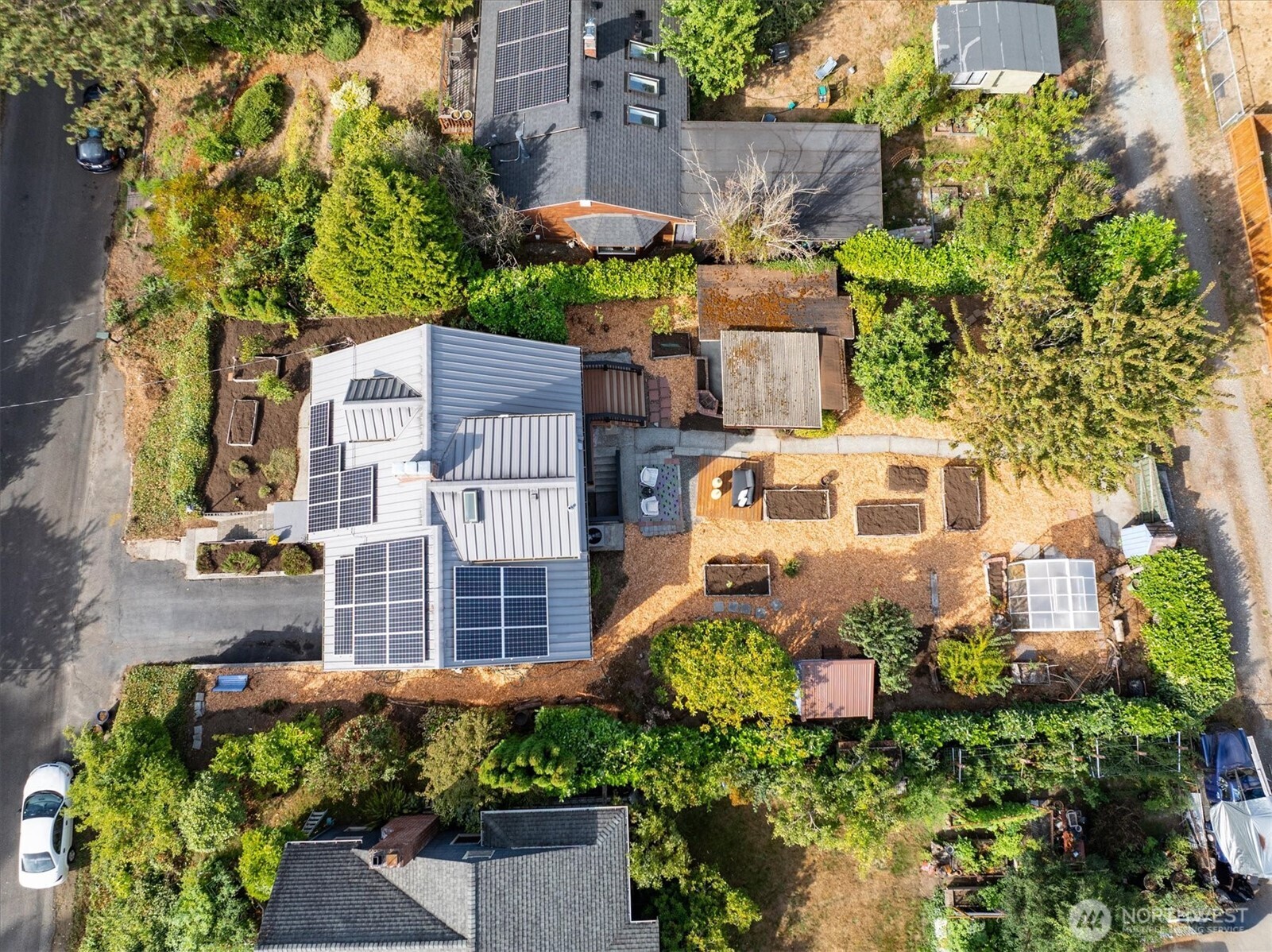 10046 Mary Avenue NW