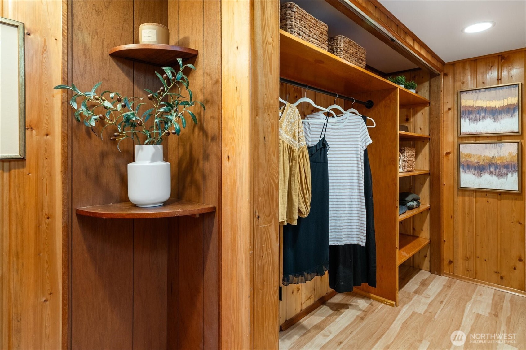 10046 Mary Avenue NW