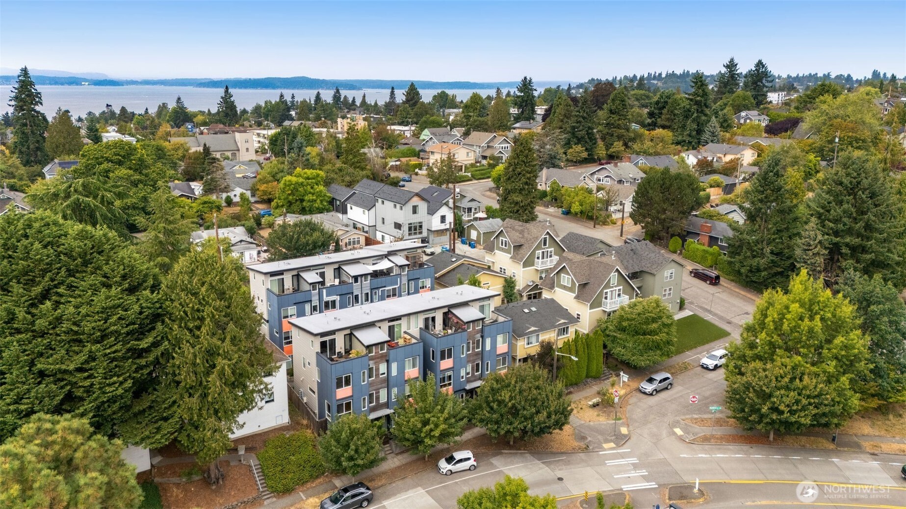 5915 Fauntleroy Way SW Unit: D