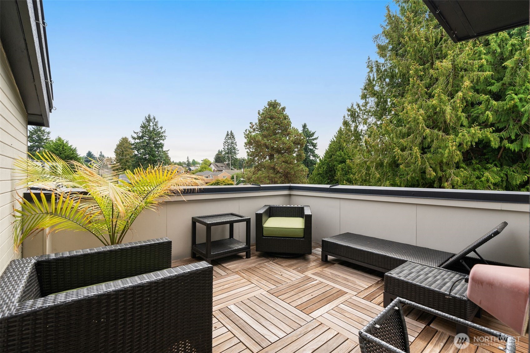 5915 Fauntleroy Way SW Unit: D