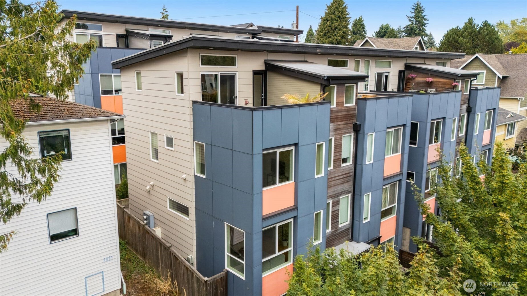 5915 Fauntleroy Way SW Unit: D