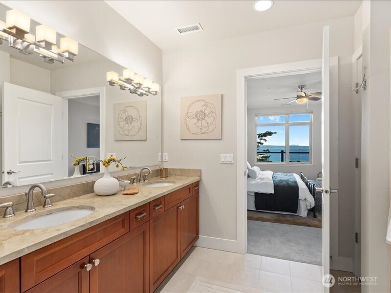 45 Pine Street Unit: 205