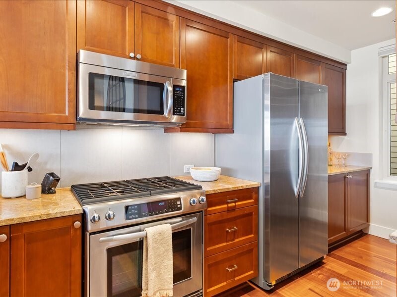 45 Pine Street Unit: 205