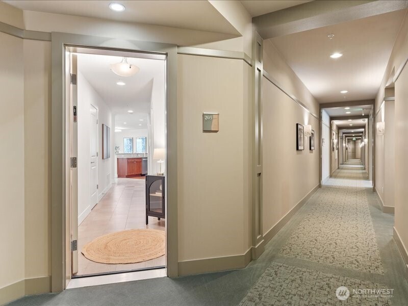 45 Pine Street Unit: 205