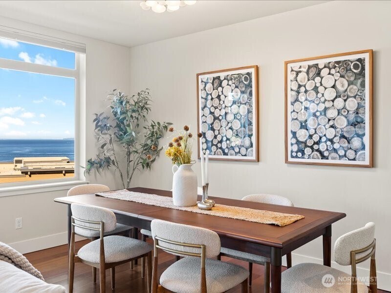 45 Pine Street Unit: 205