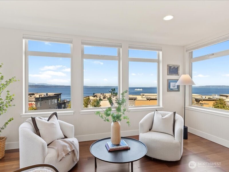 45 Pine Street Unit: 205