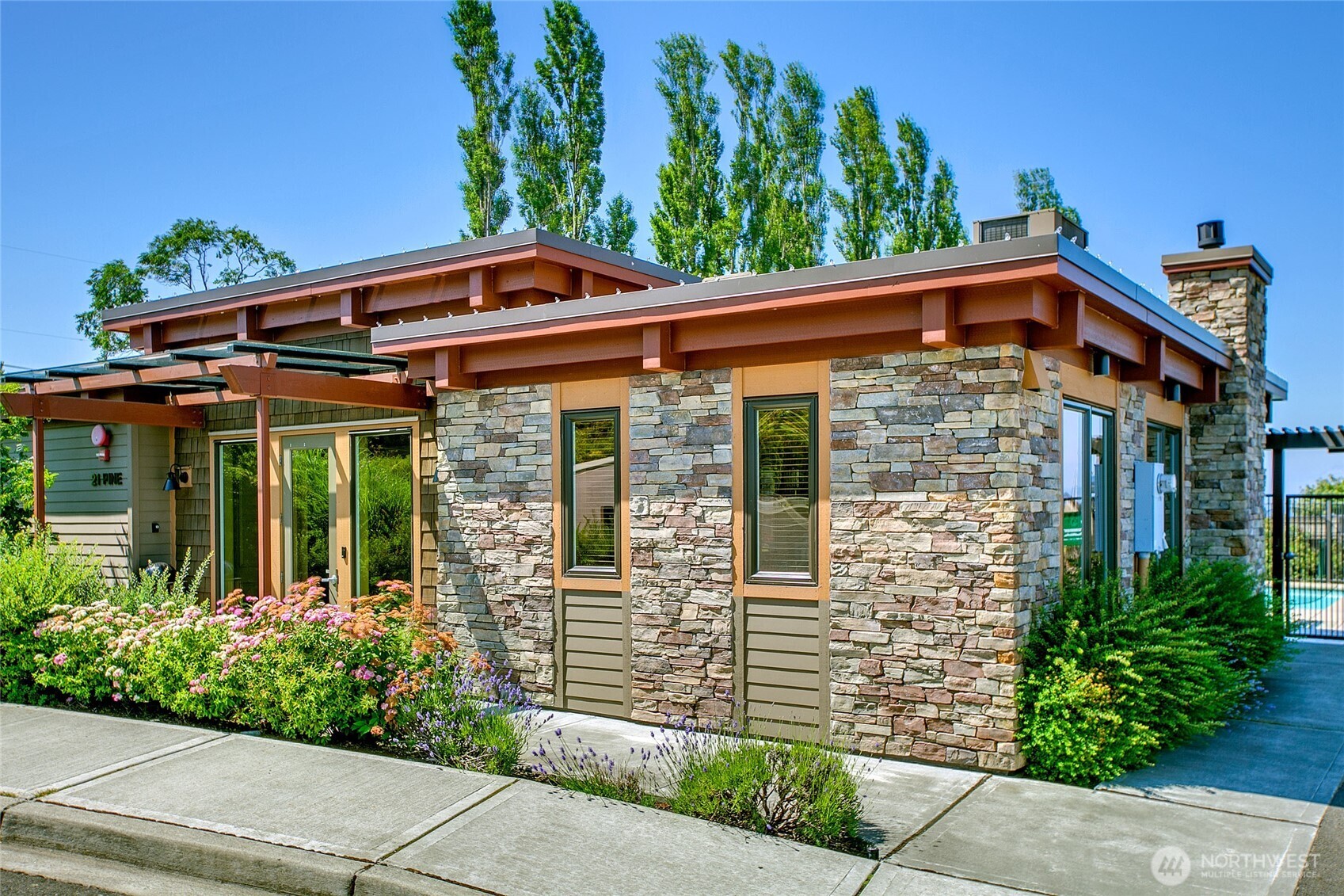 45 Pine Street Unit: 205