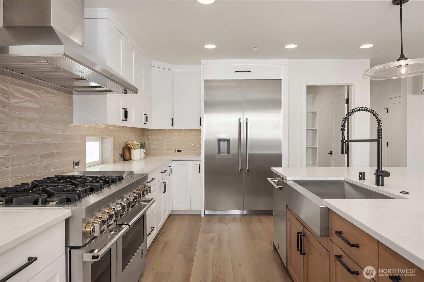 11216 NE 67th Street Unit: 4