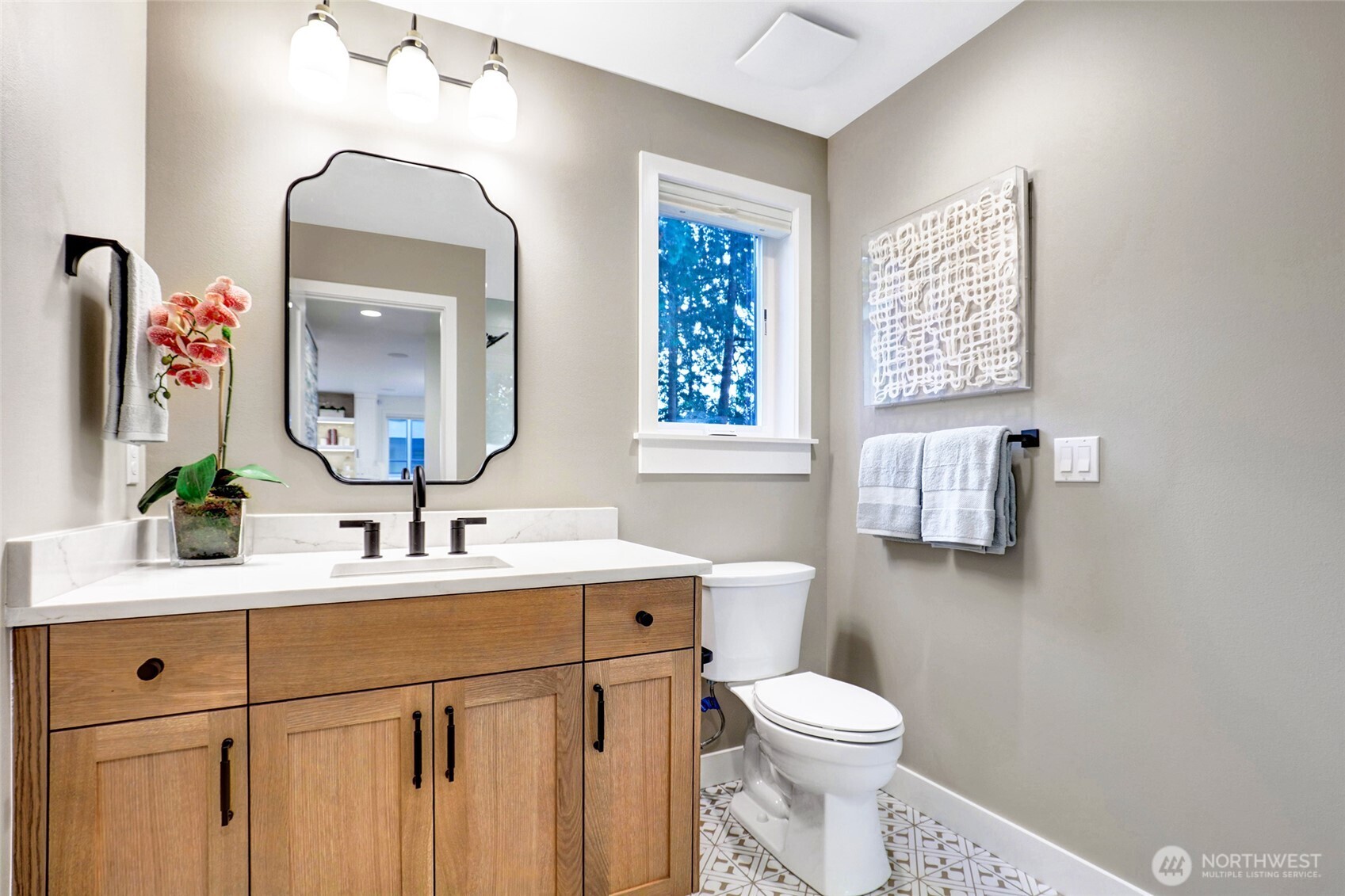 11216 NE 67th Street Unit: 4