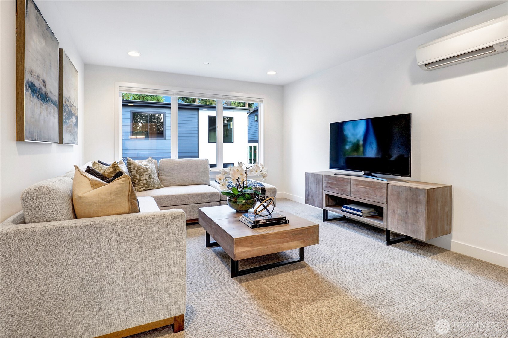 11216 NE 67th Street Unit: 4