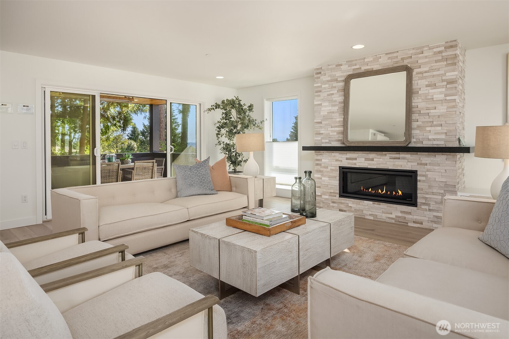 11216 NE 67th Street Unit: 4