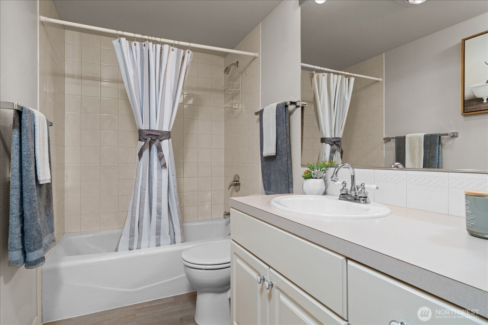 4309 34th Avenue W Unit: 102