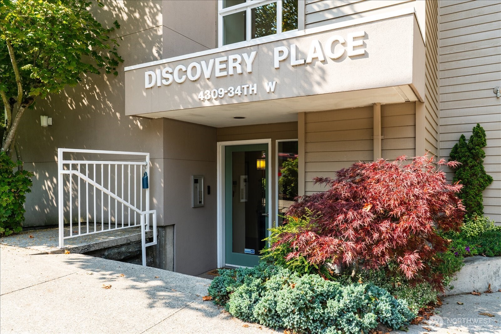 4309 34th Avenue W Unit: 102