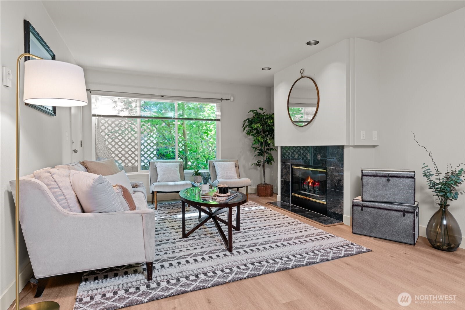 4309 34th Avenue W Unit: 102