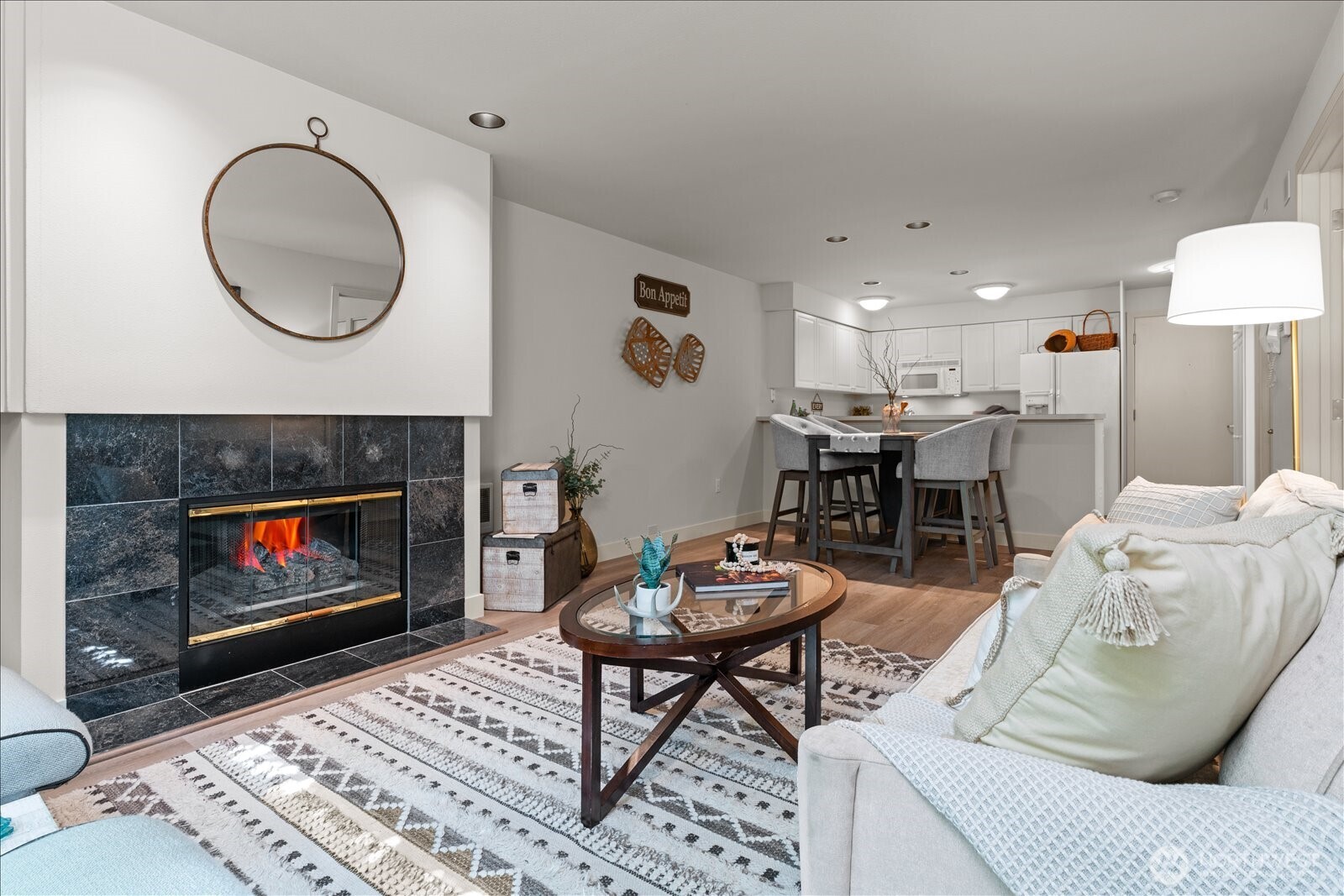 4309 34th Avenue W Unit: 102