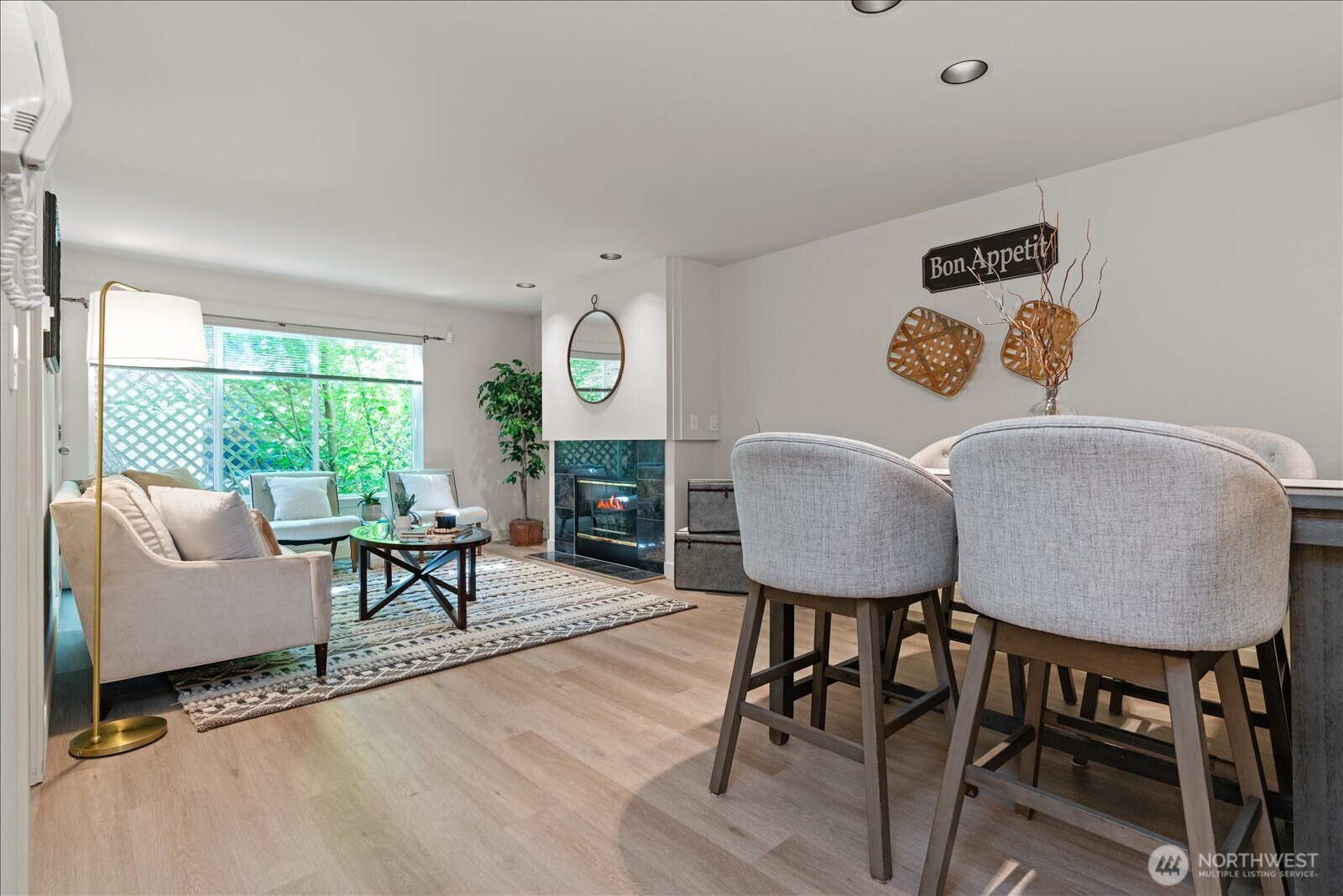 4309 34th Avenue W Unit: 102