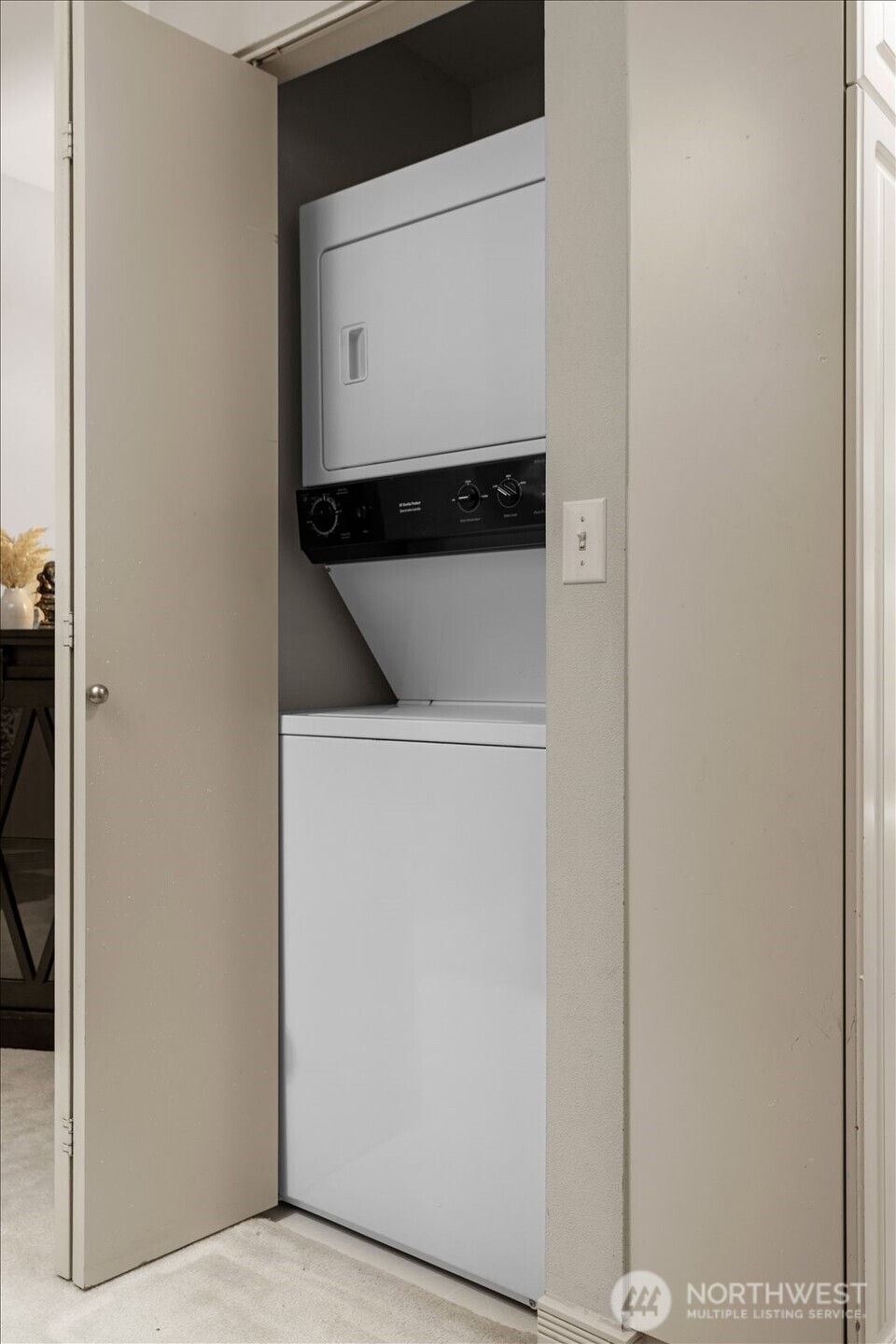 4309 34th Avenue W Unit: 102