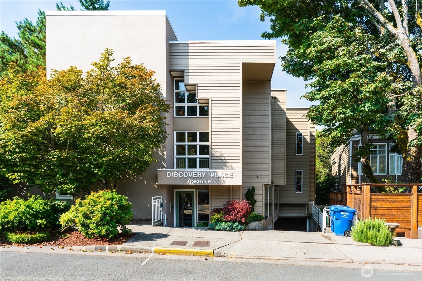 4309 34th Avenue W Unit: 102