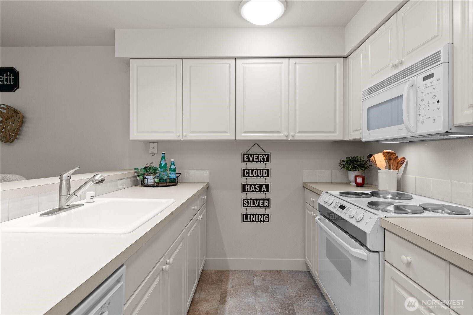 4309 34th Avenue W Unit: 102