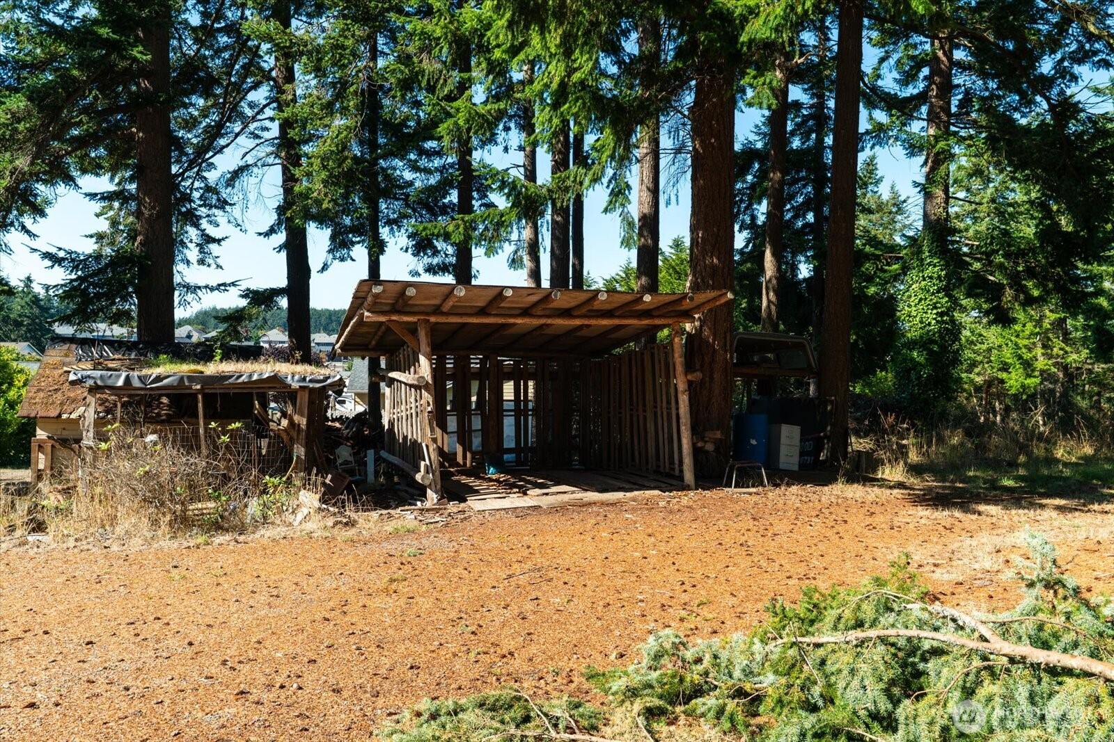 1521 NW Crosby Avenue