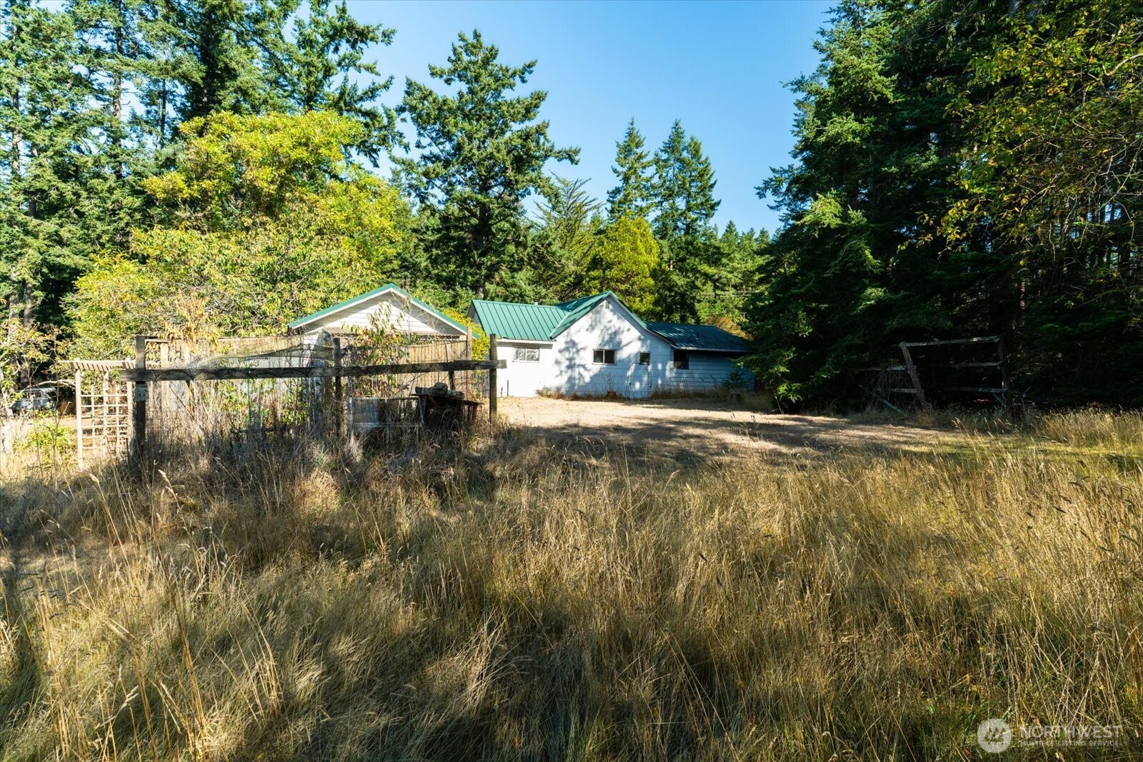 1521 NW Crosby Avenue