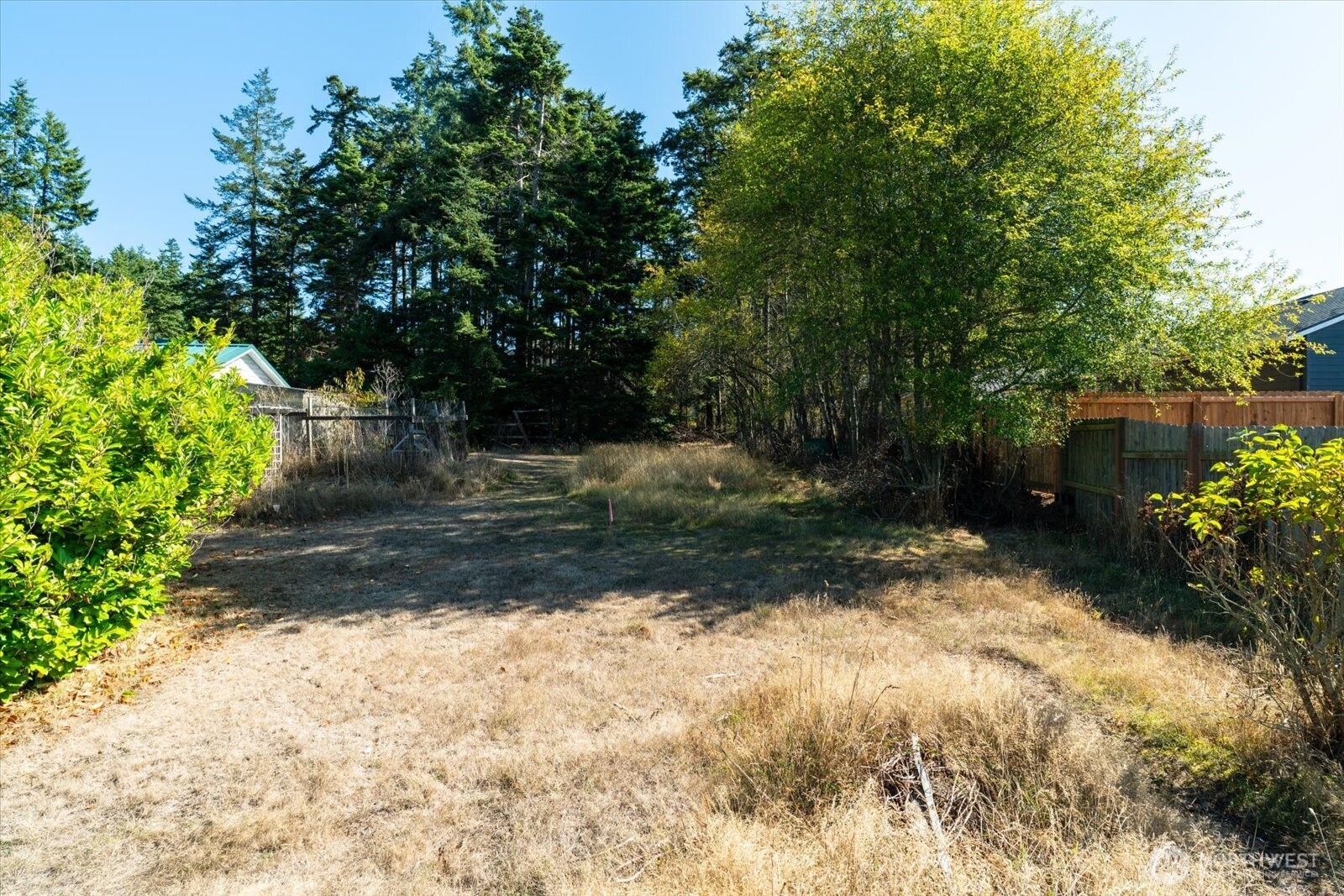 1521 NW Crosby Avenue