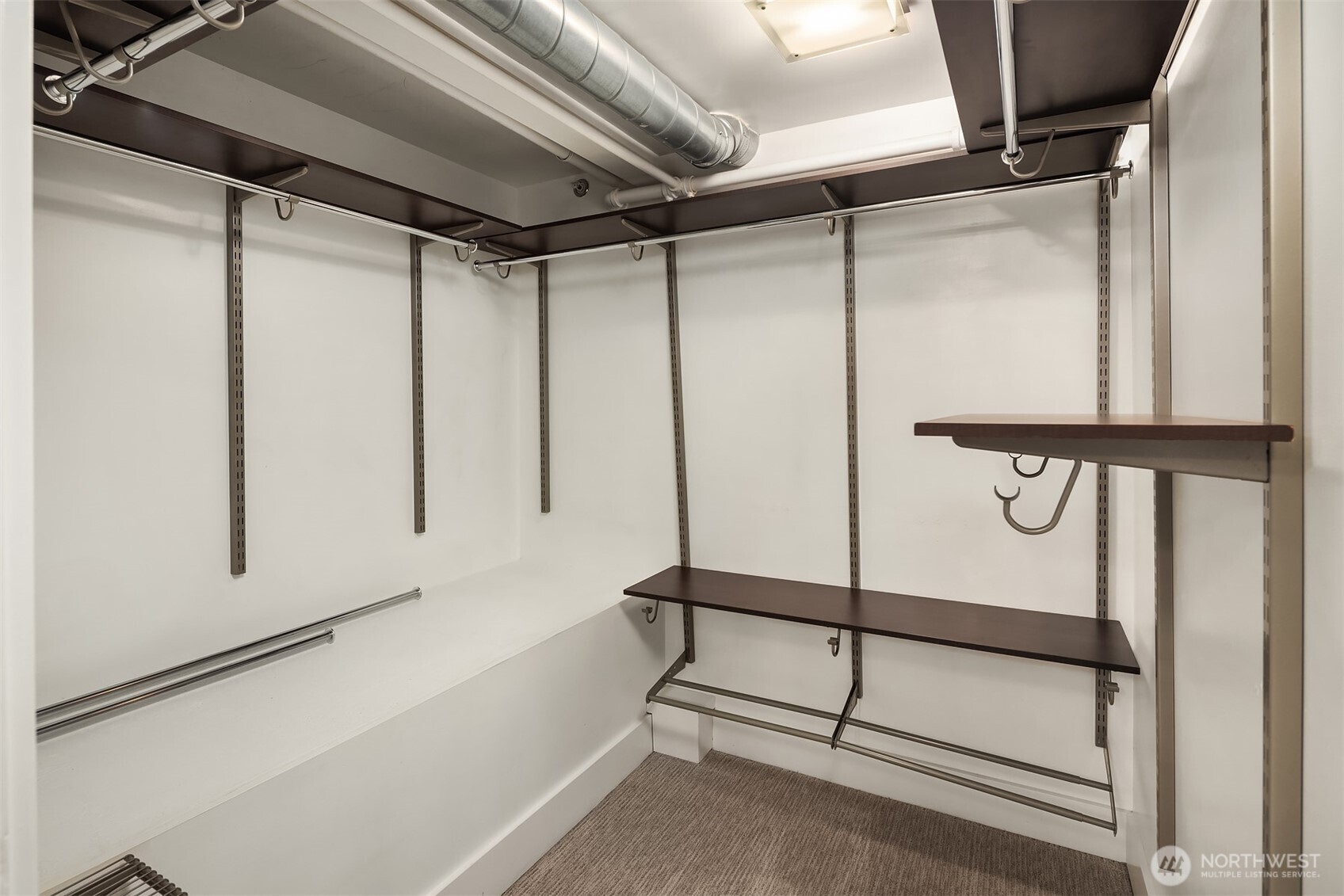 2914 E Madison Street Unit: 302