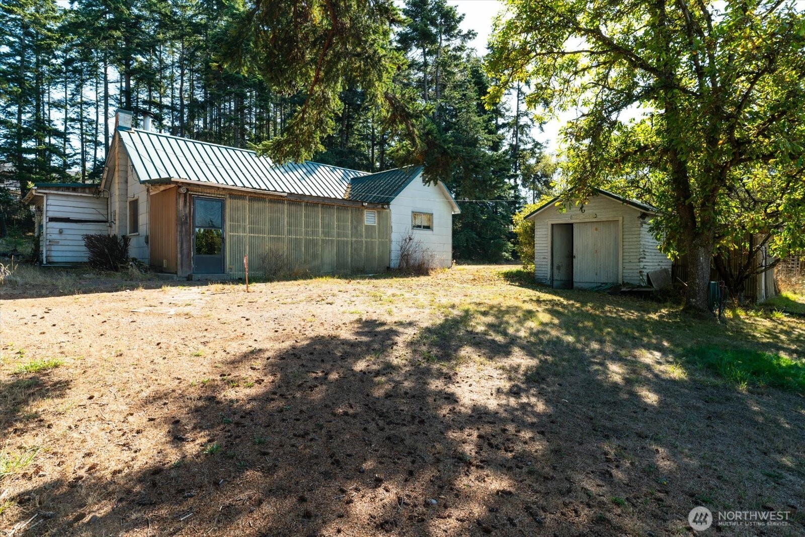 1521 NW Crosby Avenue